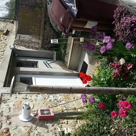 Rue De Meaux Jossigny