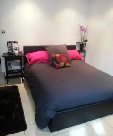 Bed and Breakfast Rue De Meaux